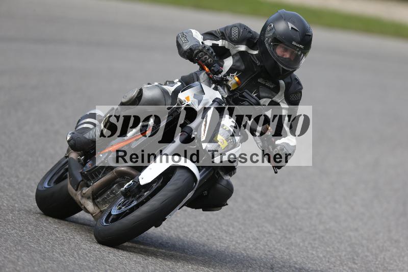 /53 16.09.2025 Track Day Domi Aegerter ADR/Gruppe gelb/2
